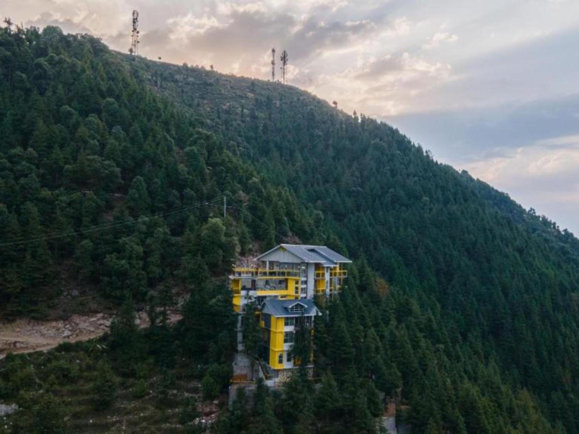 The Hosteller Khajjiar Dış mekan fotoğraf